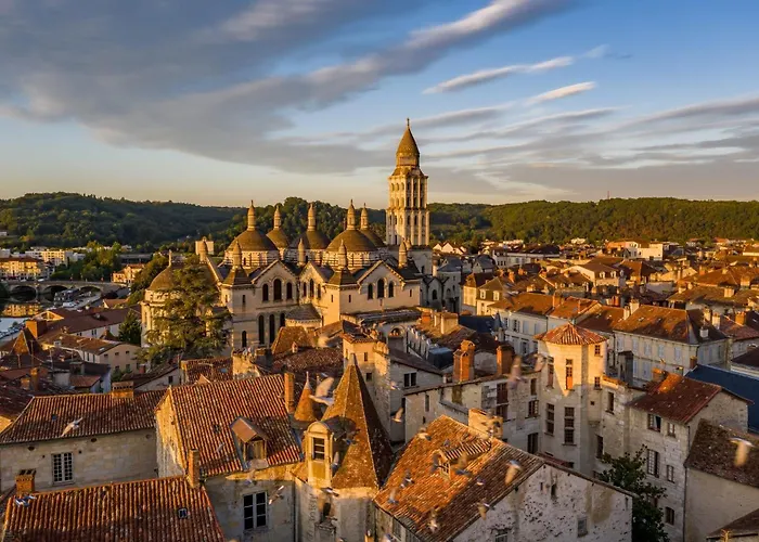 L' Echafaud - De Standing - Centre Historique Apartment Périgueux